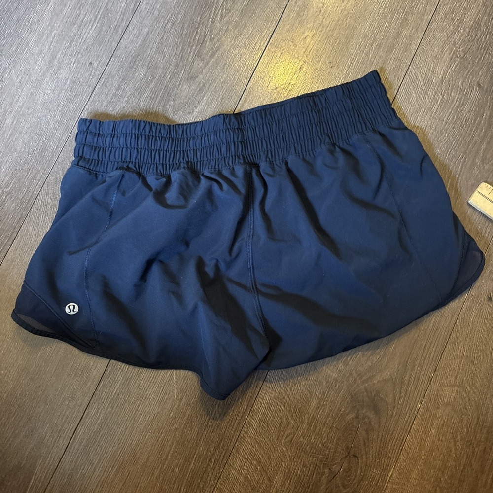 Lululemon Hotty Hot High-Rise Lined Shorts Navy Blue 4" Inseam Womens Size 6 Zip - Picture 4 of 6
